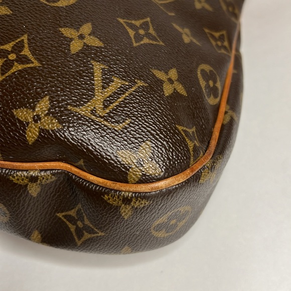 Louis Vuitton Monogram Odeon - Picture 9 of 16